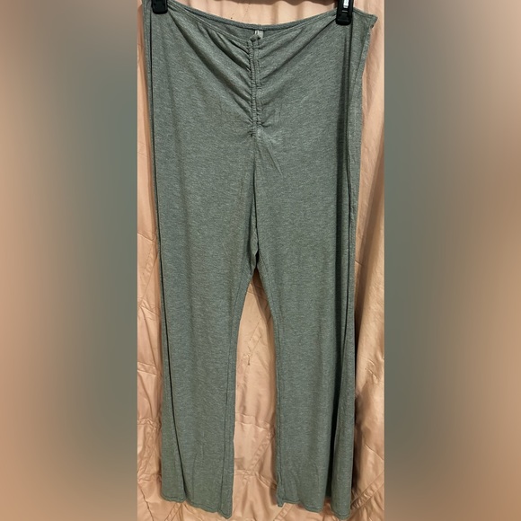 NWT SKIMS SOFT LOUNGE RUCHED PANT - Picture 2 of 4